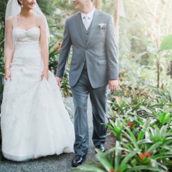 James Clifford Wedding Dress - Picture 3 of 4